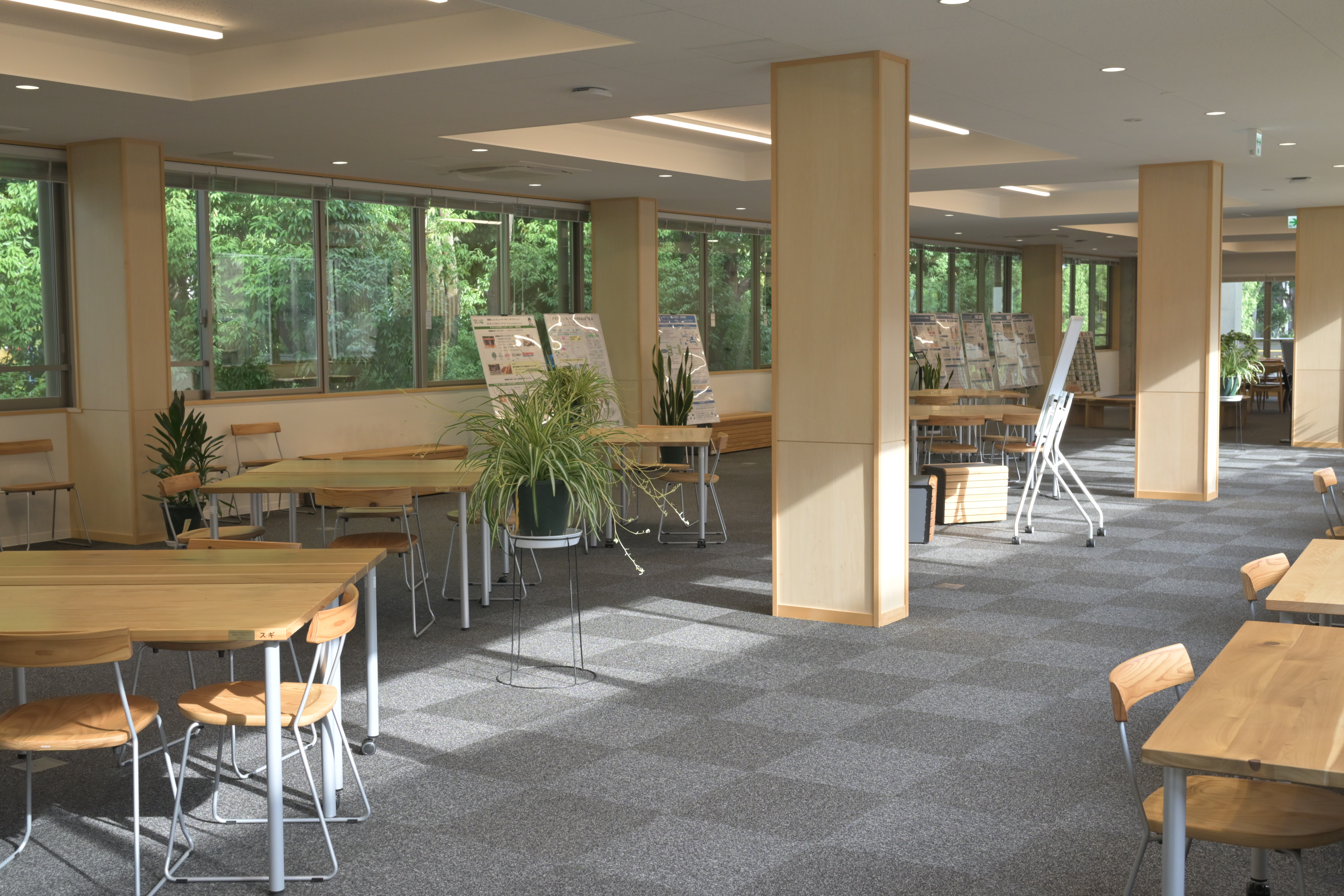 三大学共創スペース 4